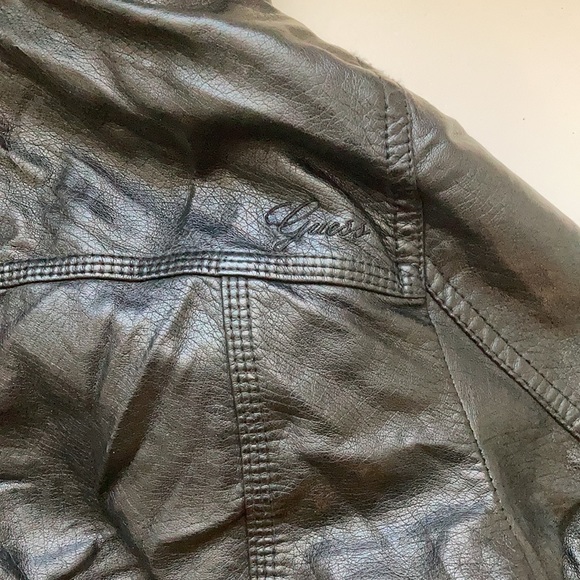 gorgeous faux leather jacket from Guess Jeans - Picture 7 of 8